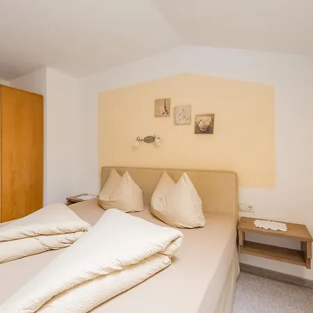 In Near Lift, Cleaning Included Apartment Hainzenberg