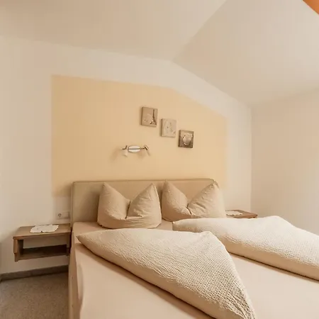 Apartment In Near Lift, Cleaning Included